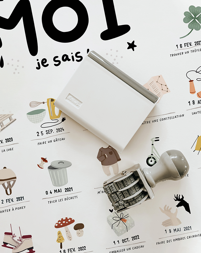Affiche à tamponner " Moi je sais!" - Les Petites Dates